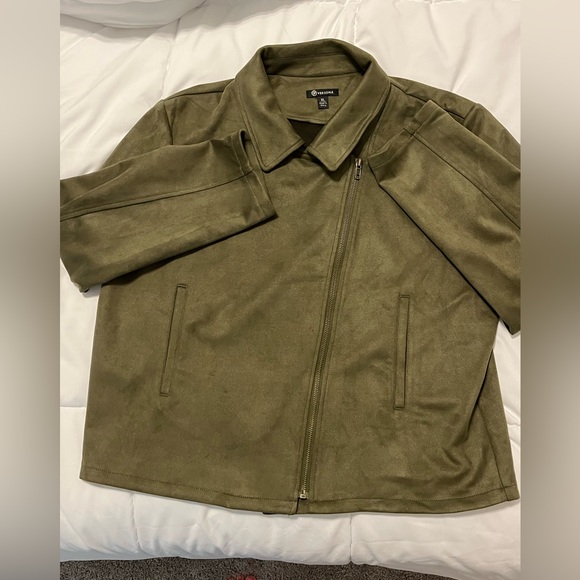 Woman’s Moto Jacket - Picture 3 of 3